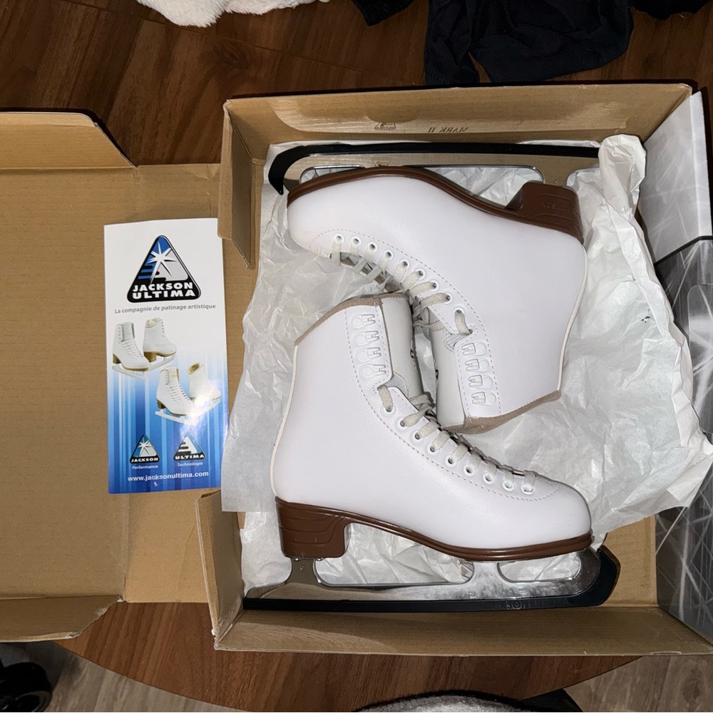 JACKSON Ultima Excel Figure Skates with Brown Soles